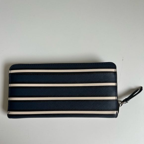Kate Spade Zip Around Wallet - Picture 2 of 6